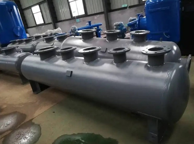 苏尼特右分气缸容器加工
